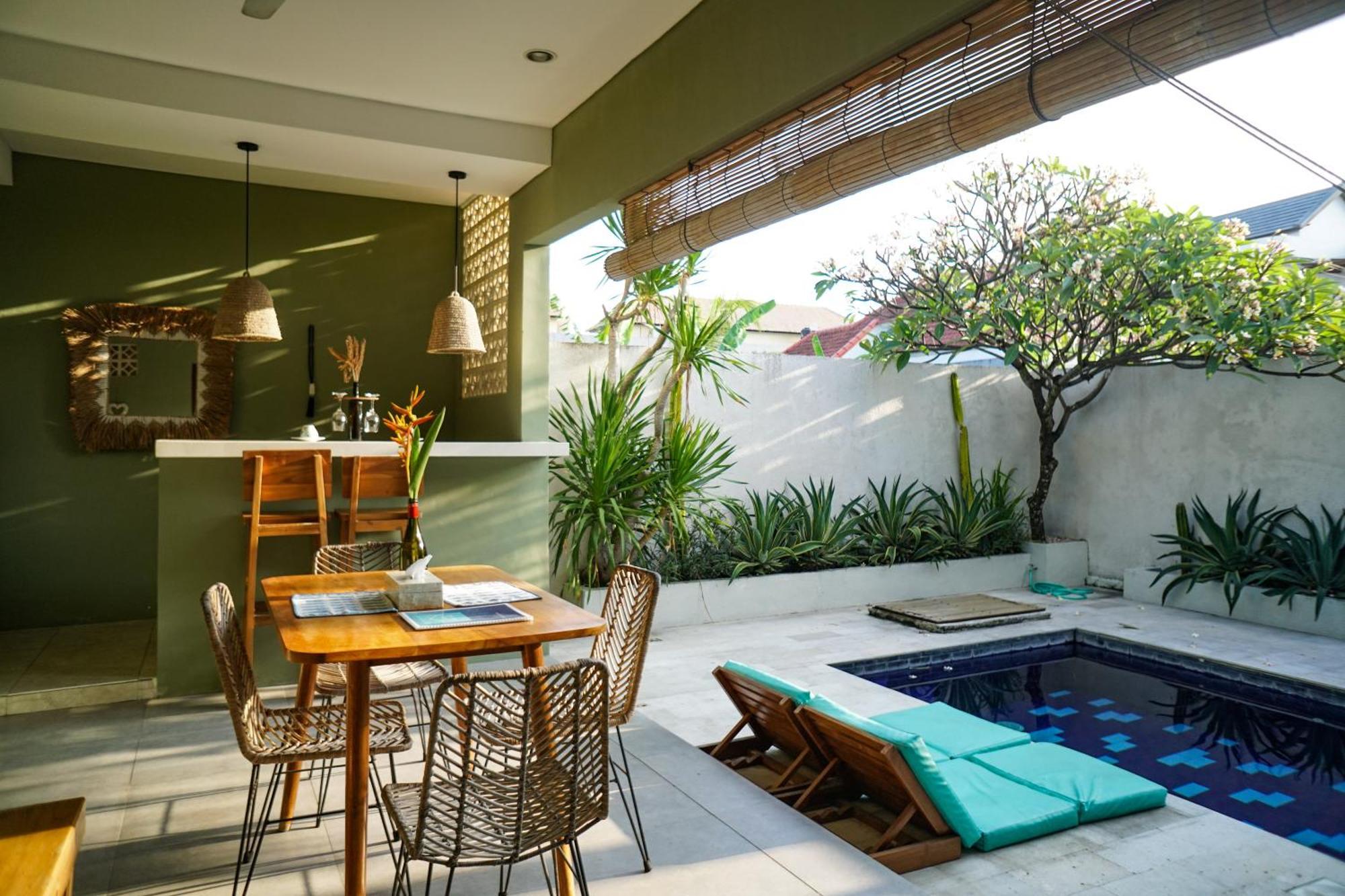 Kiki Village Bathtub And Living Room Canggu Extérieur photo
